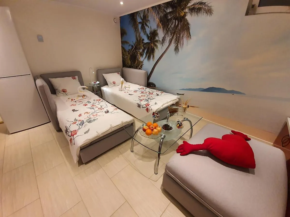 Cozy Apartment With Garden ستوكهولم 0*,  السويد